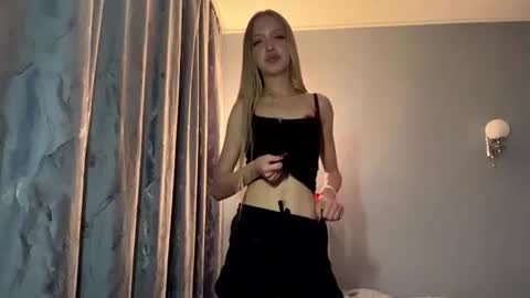 Rachel online show from July 16, 8:37 pm