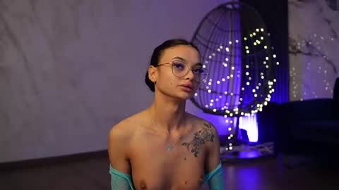 Ann online show from February 10, 5:33 am