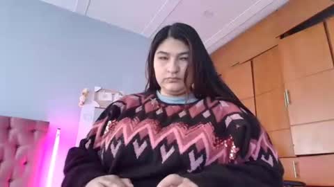 Snapshot of radiantgoddes chatting on January 3, 1:03 pm radiantgoddes online show from January 3, 1:03 pm