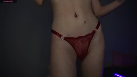 Snapshot of radioskvirt chatting on October 26, 5:08 pm Sara online show from October 26, 5:08 pm