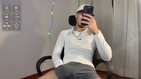 Snapshot of rafael_stone1 chatting on February 7, 2:37 am NEW IG online show from February 7, 2:37 am