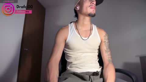 Snapshot of rafael_stone1 chatting on July 8, 3:22 am NEW IG online show from July 8, 3:22 am