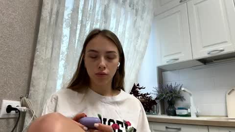 Eva online show from April 1, 6:03 am