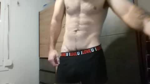 Snapshot of ragnarox386 chatting on November 20, 5:12 pm crash online show from November 20, 5:12 pm