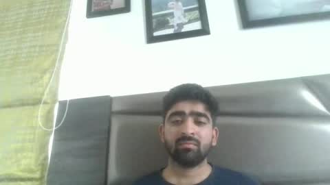 rahull11606 online show from October 30, 6:37 am