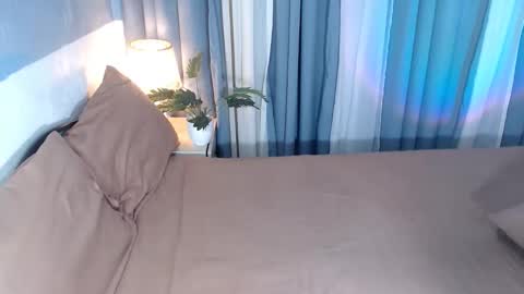 itsmeRailey online show from November 30, 11:42 pm