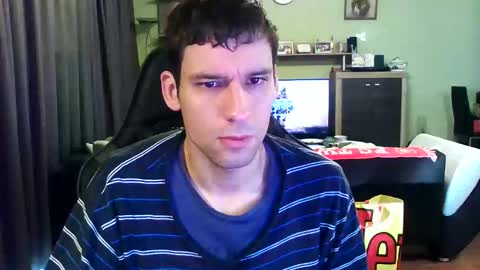 Snapshot of raimondo32 chatting on January 13, 10:03 am Raimondo te Paste online show from January 13, 10:03 am