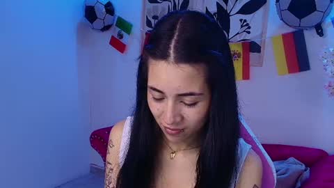 Snapshot of rainy_doll chatting on June 28, 12:00 pm Rainy online show from June 28, 12:00 pm