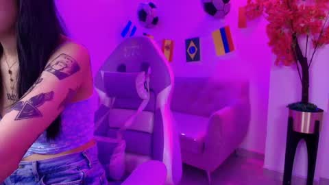 Snapshot of rainy_doll chatting on June 30, 12:06 pm Rainy online show from June 30, 12:06 pm