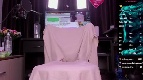 Laura online show from January 11, 9:04 am