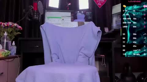 Laura online show from June 24, 2:21 am