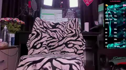 Laura online show from July 23, 2:31 am