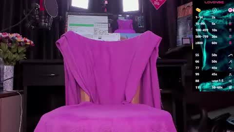 Laura online show from August 2, 2:21 am