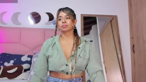  Nina  online show from April 19, 4:12 am