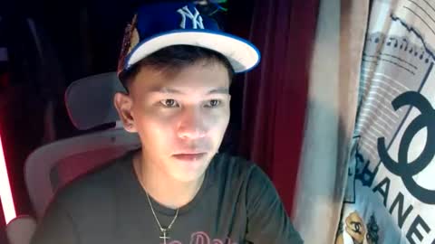 Snapshot of ralfhuge24 chatting on June 13, 10:24 am ralfhuge24 online show from June 13, 10:24 am
