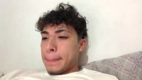 ramiroo2312 online show from February 26, 10:31 pm