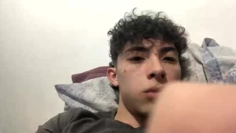 ramiroo2312 online show from September 26, 2:04 am