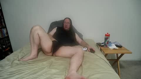 Snapshot of rando1235 chatting on February 8, 5:44 am rando1235 online show from February 8, 5:44 am