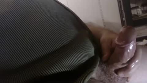 Snapshot of randomdaddy1 chatting on January 5, 6:35 am Im your daddy online show from January 5, 6:35 am