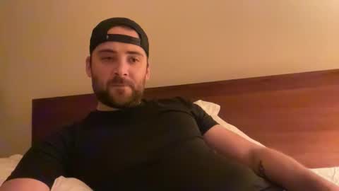 randomdude5950 online show from November 17, 1:55 am