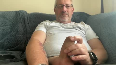 Snapshot of randyboyandy chatting on June 18, 11:47 am randyboyandy online show from June 18, 11:47 am