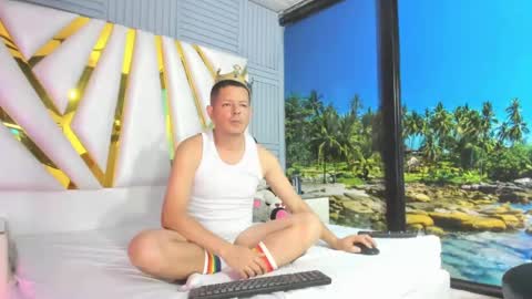 Snapshot of randyharri chatting on February 5, 1:11 pm Randyharri online show from February 5, 1:11 pm