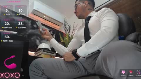 randylukehot online show from November 25, 10:15 am