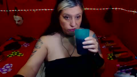 Snapshot of randymaturex01 chatting on February 24, 2:42 am Sonia online show from February 24, 2:42 am