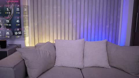 RANDY online show from November 30, 5:39 pm