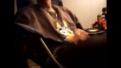 Snapshot of randyrichard_25 chatting on February 23, 2:07 am randyrichard_25 online show from February 23, 2:07 am