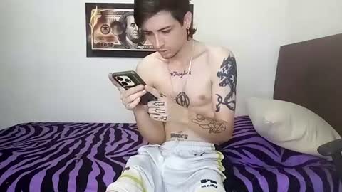 Snapshot of rangel_sex chatting on June 20, 3:26 pm Rangel and Lola online show from June 20, 3:26 pm