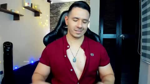 Jonas online show from February 9, 11:36 pm