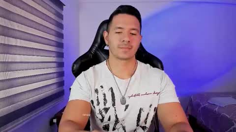 Jonas online show from November 20, 2:50 pm