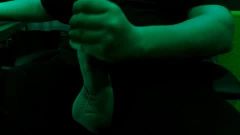 Raptor online show from October 26, 1:39 pm