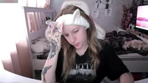 Snapshot of rapunzel_cute chatting on May 29, 12:14 pm Rapunzel online show from May 29, 12:14 pm