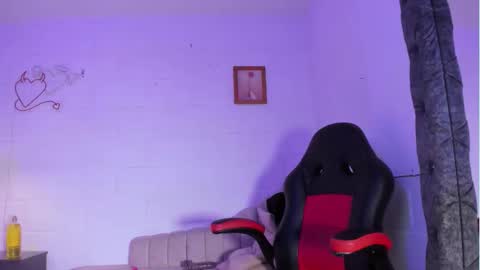 Raquel online show from January 7, 9:28 pm