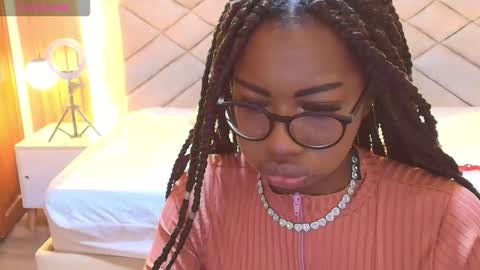 Raquel online show from March 23, 11:58 am