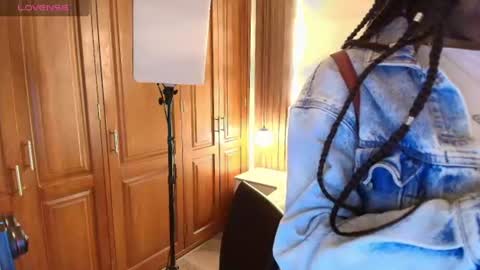 Raquel online show from June 24, 12:04 pm