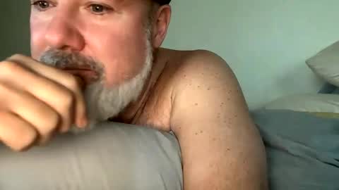 Snapshot of rascal_0073 chatting on February 14, 3:26 pm rascal_0073 online show from February 14, 3:26 pm