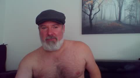 Snapshot of rascal_0073 chatting on March 4, 7:01 pm rascal_0073 online show from March 4, 7:01 pm