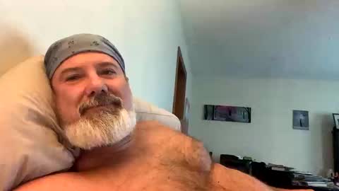 Snapshot of rascal_0073 chatting on October 14, 7:58 pm rascal_0073 online show from October 14, 7:58 pm