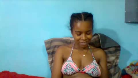 Snapshot of rasoelysca chatting on January 5, 6:33 pm rasoelysca online show from January 5, 6:33 pm