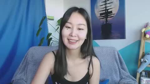 ratna_mm online show from December 17, 5:07 am