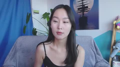 ratna_mm online show from December 25, 9:02 am