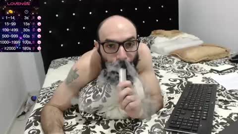 Snapshot of raul27big chatting on January 26, 8:45 pm RaulWildBoy27 online show from January 26, 8:45 pm