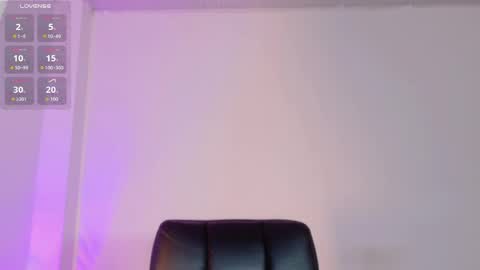 Snapshot of raven_li01 chatting on March 24, 6:40 am Isaindepent model online show from March 24, 6:40 am
