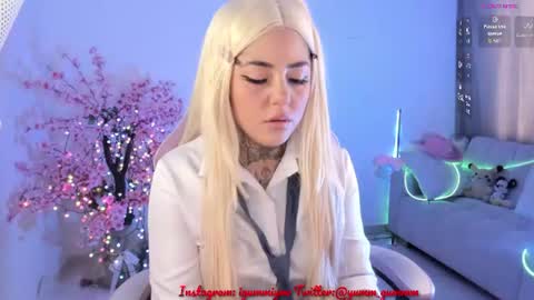 Snapshot of raven_sakura chatting on August 5, 3:04 pm . online show from August 5, 3:04 pm