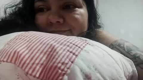 Snapshot of ravenayuu chatting on November 10, 9:41 am ravenayuu online show from November 10, 9:41 am