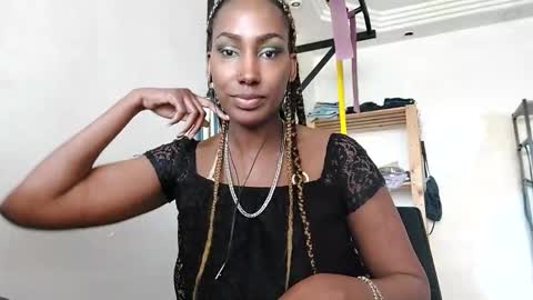 Snapshot of ravenbby chatting on May 30, 2:25 pm ravenbby online show from May 30, 2:25 pm