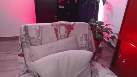 raventh_ online show from October 16, 2:29 pm